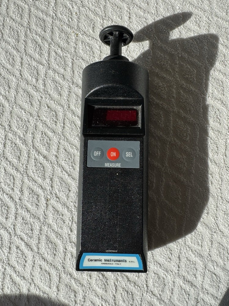 Digital Portable Electronic Speedometer