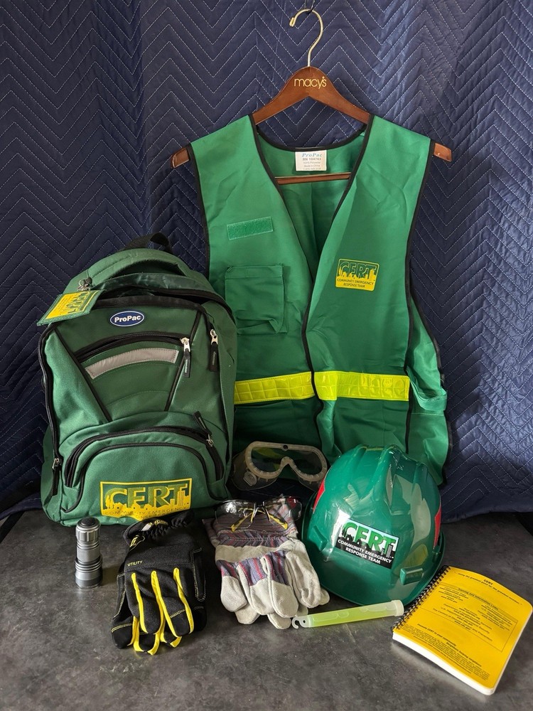 C.E.R.T. Logo Deluxe Green Emergency Survival Response Backpack