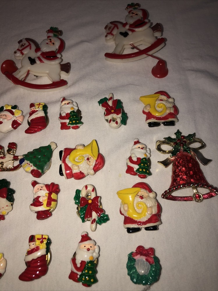 Christmas pin