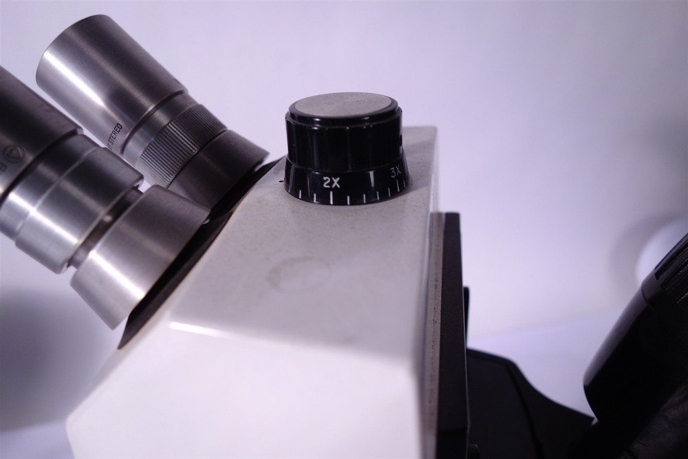 Bausch & Lomb Stereo Zoom 7 Microscope with External Light Source