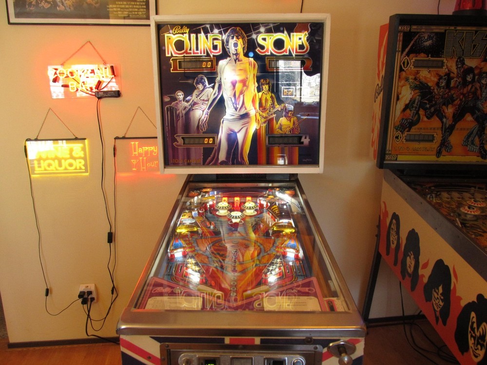 Bally 1980 "Rolling Stones" Original Classic Pinball Machine