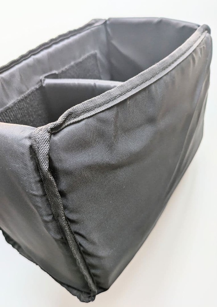 Camera Bag Inner Lining: External Dimensions W Approx. 27, D 19, Internal