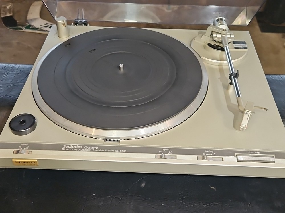 **SEE VIDEO** Technics SL-Q350 Automatic Direct Drive Turntable