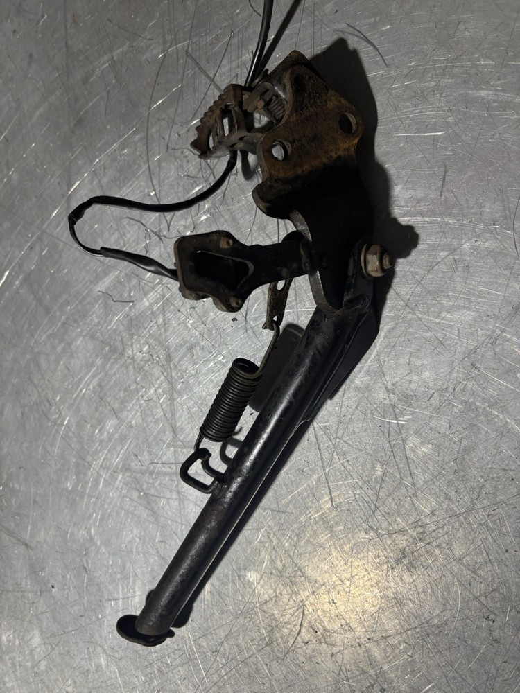WR 125 SIDE STAND & MOUNT