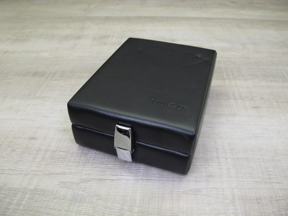 Minolta Flash Color Receptor in the Case
