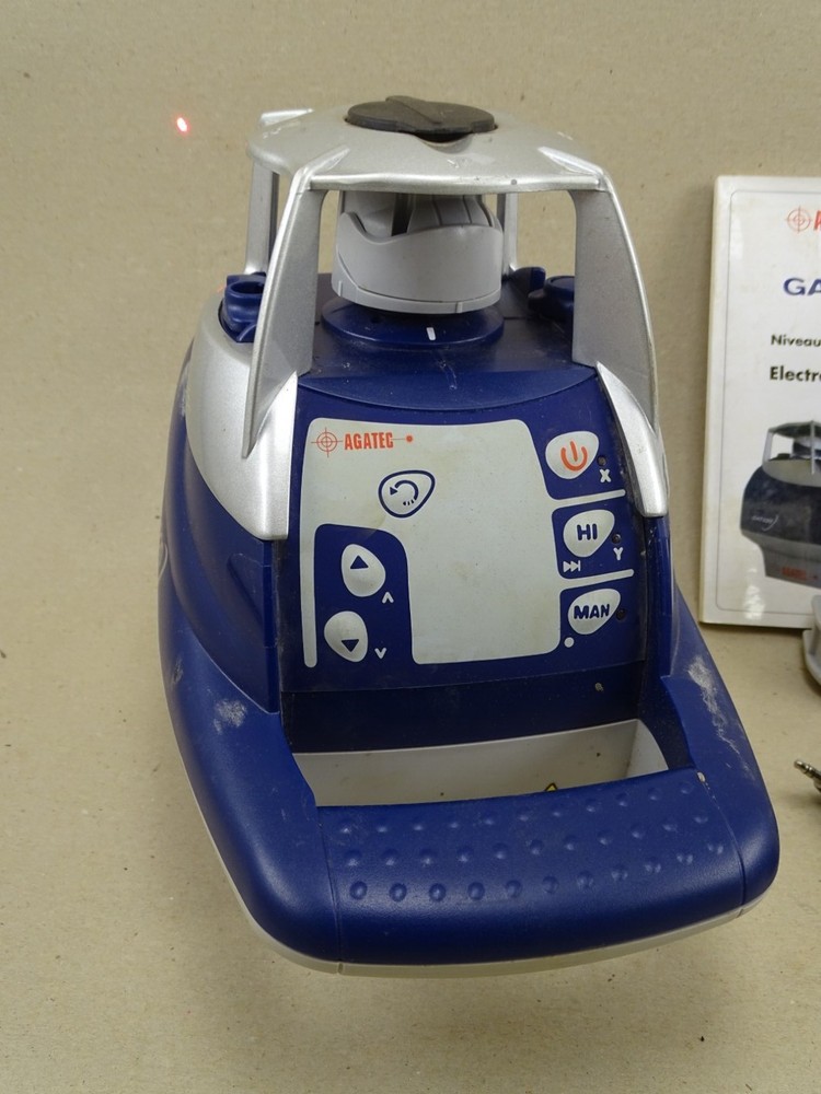 Agatec Electronic Level w/ Case & Charging Cord , GAT220