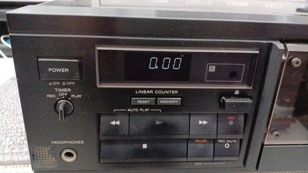 SONY TC-K555ESX cassette deck