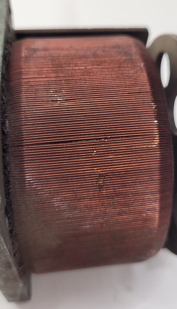 Adjust-A-Volt Variable Transformer Type 375BU Input 120V Output 0-140V Staco