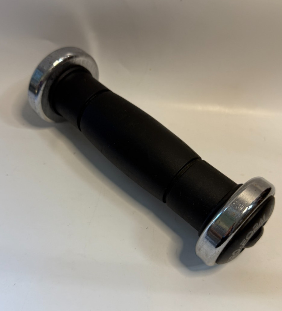ProForm 2 lb Chrome Dumbbells Pair (4 lbs Total) Fixed Weight Rubber Grip