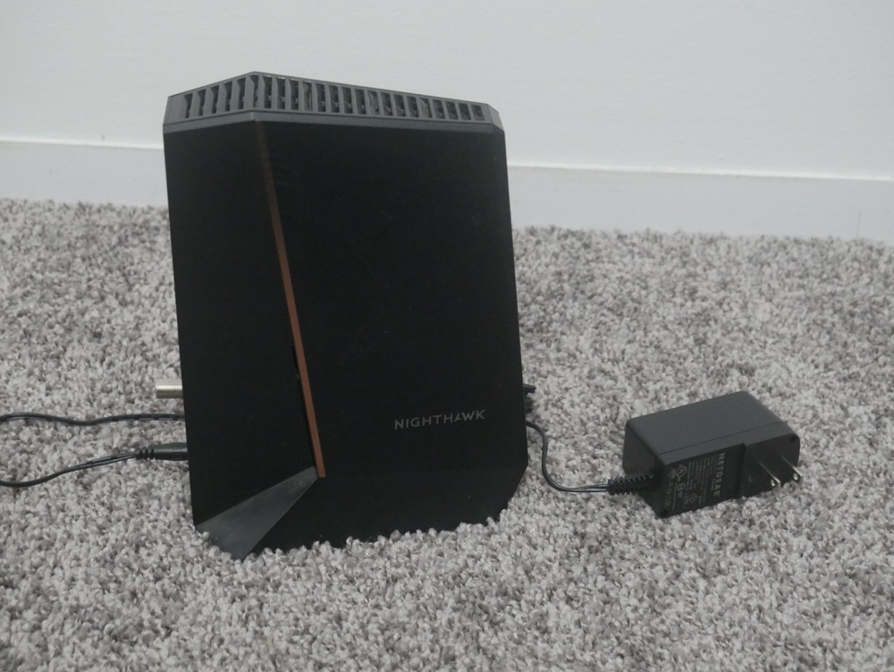 NETGEAR CM2000 Nighthawk DOCSIS 3.1 - 2.5 Gbps Internet Speed Cable Modem (2C1)