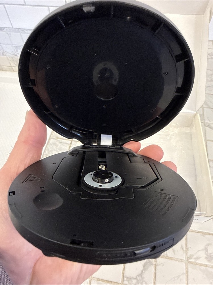 Bose PM-1 Portable CD Player - Read! (34144)