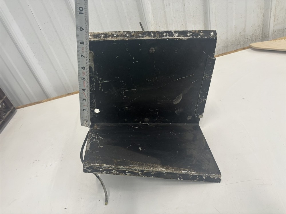 Luscombe Model 8 Battery Box Platform Mount Base Bracket 581084