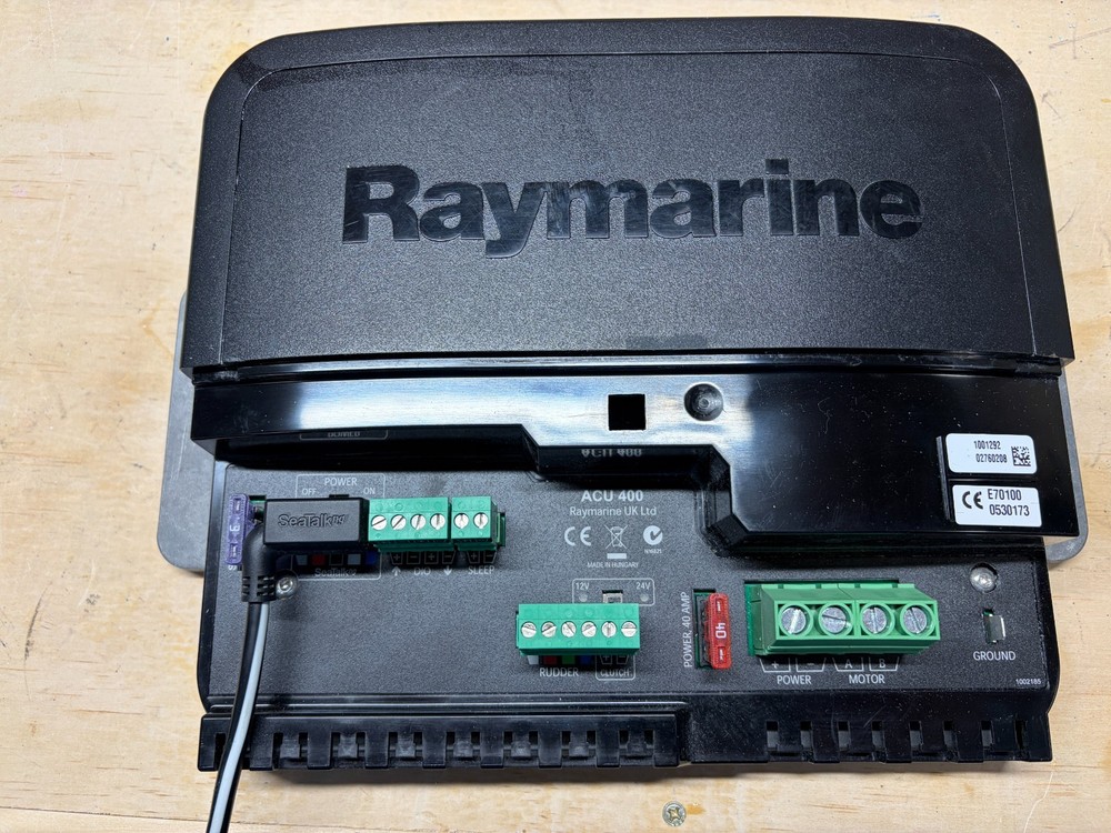 Raymarine ACU-400 autopilot controller E70100