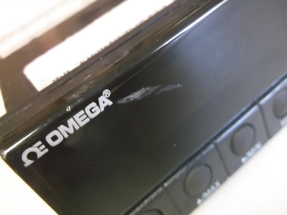 Omega DP25-VRMS-R True RMS Digital Voltmeter Panel-Mount Meter