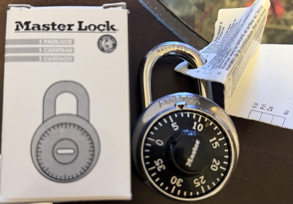 Master Lock 1525 Combination Padlocks