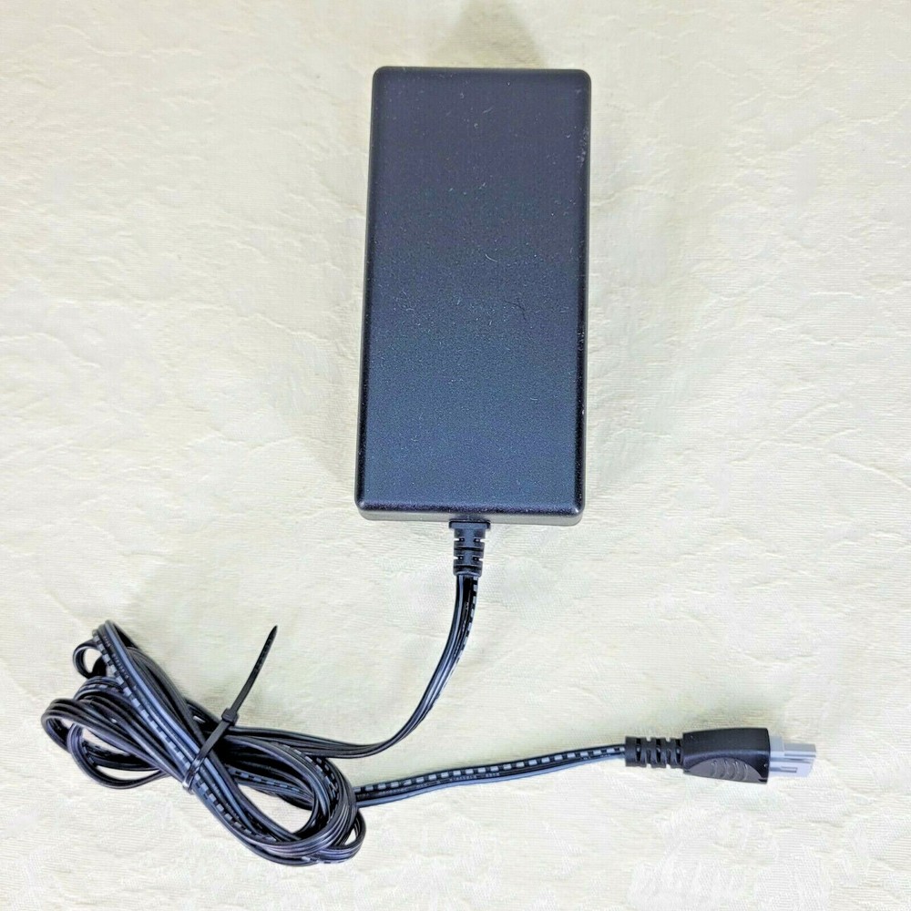 Hewlett Packard 0957-2166 AC/DC Power Adapter