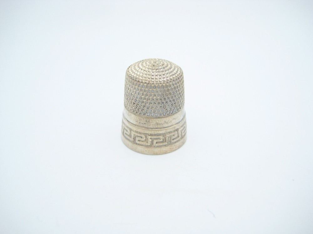 Antique Sterling Silver Sewing Thimble Size 8 Greek Key Pattern