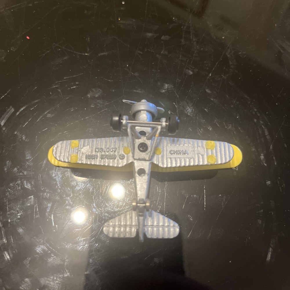 Metal bi-plane Unbranded