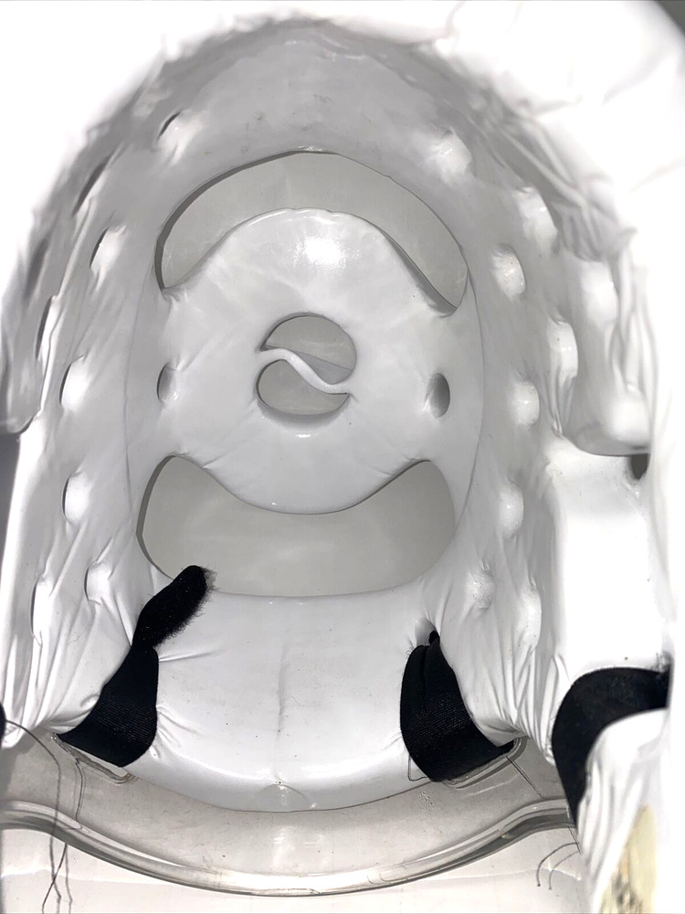 Martial Arts Head Protection w/ Removable Face Shield Size M White