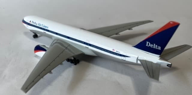 Delta Air Lines B 777-232Er N866Da