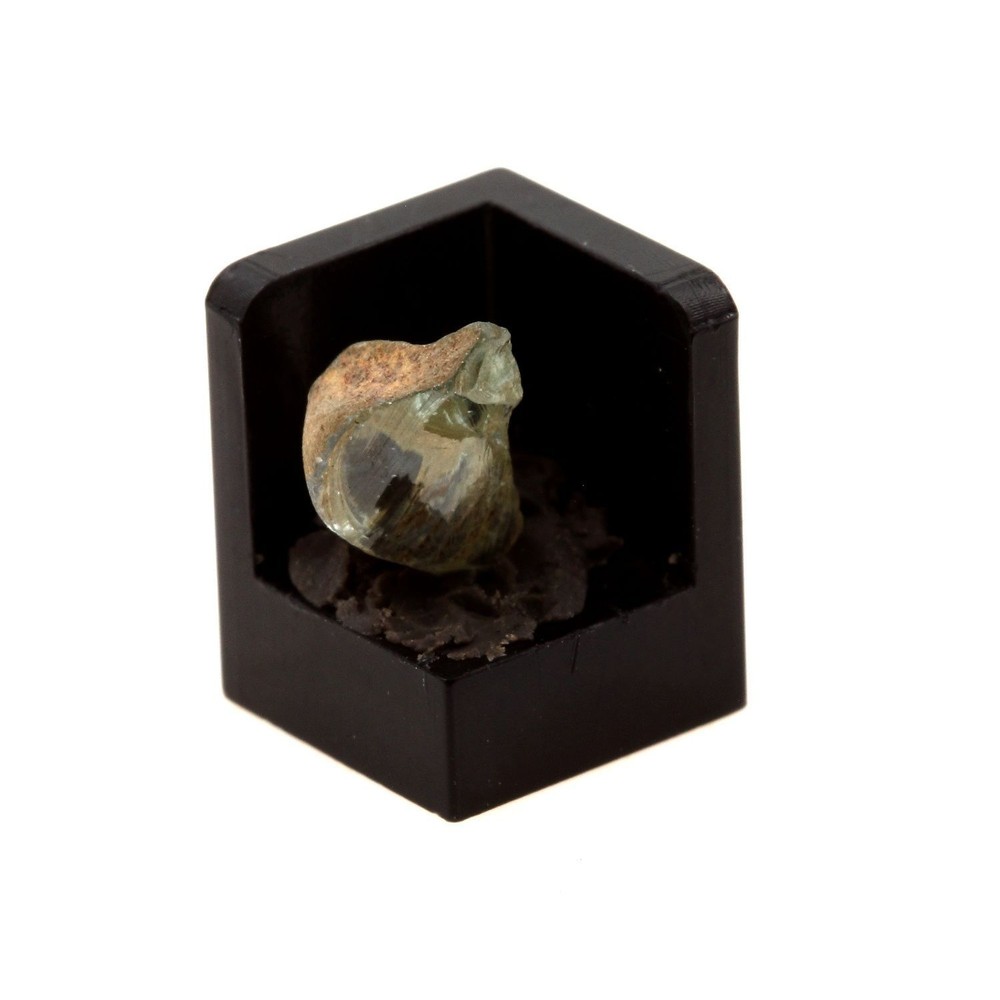 Zircon. 0.69 Ct. Pailin District, Cambodia.