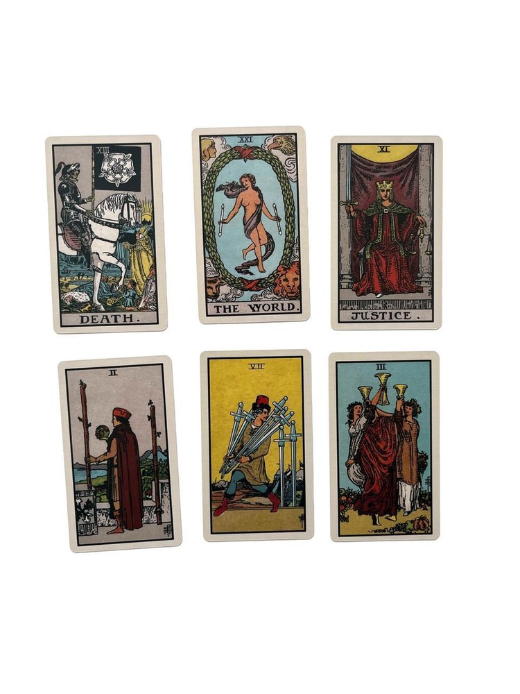 Classic 1909 Tarot Deck & 88 Page Guide
