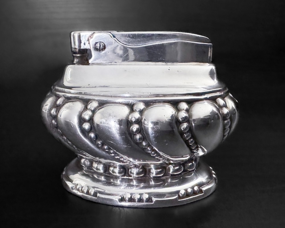 Vintage Ronson Silver Plate Crown Table Lighter 1940s