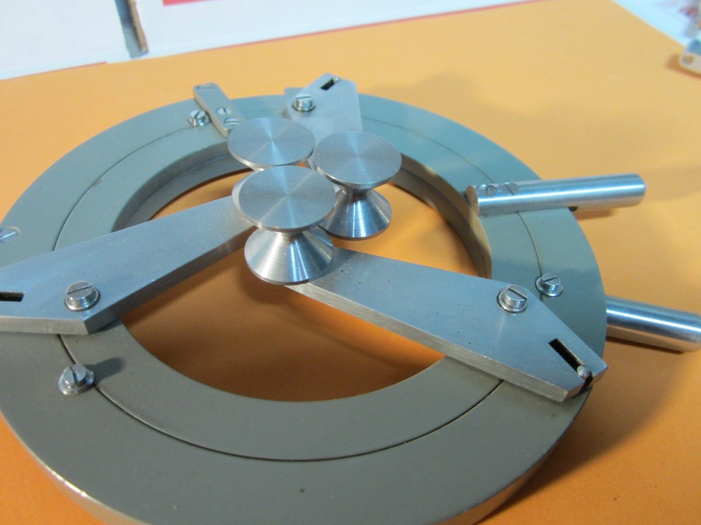GONIOMETER PART X-RAY DIFFRACTION OR LASER OPTICS SAMPLE HOLDER BIN#16