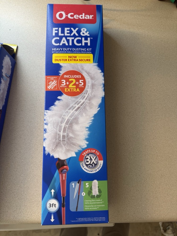 O-Cedar Flex & Catch Heavy Duty Dusting Kit 3ft Handle 5 Refills Red White