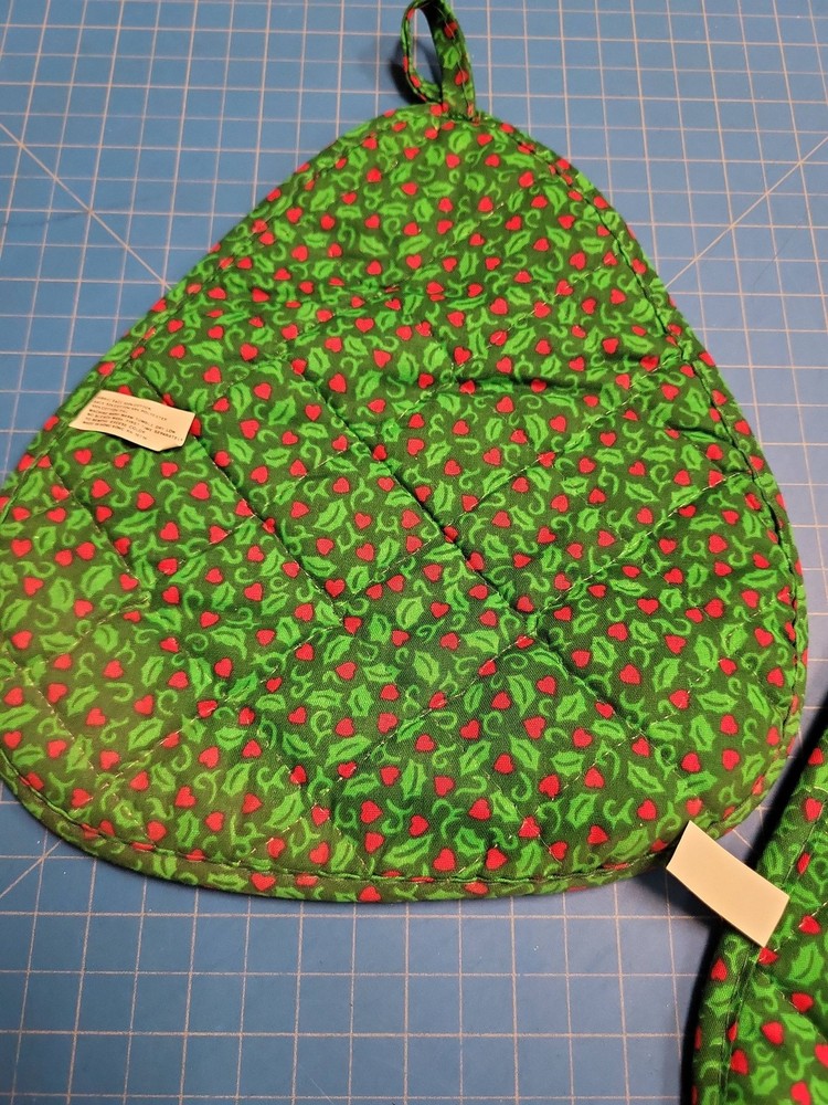 Christmas Tree Potholders Set 2 Holiday Kitchen Decor Cotton Polyester Blend