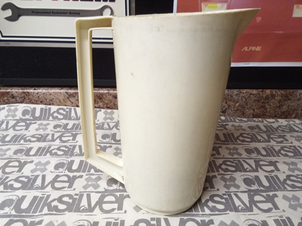 Vintage Alladinware Mac Tools 2.5qt Pitcher No.305