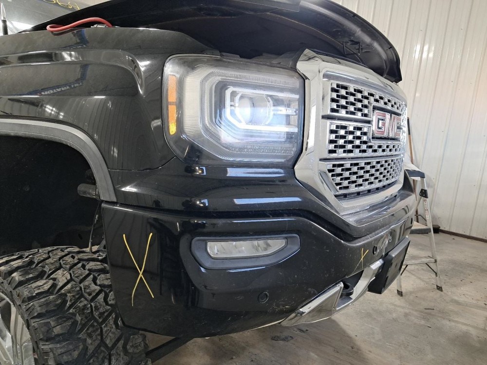 2016 GMC Sierra Denali 1500 Display Screen - Used, No Anti-Theft Code