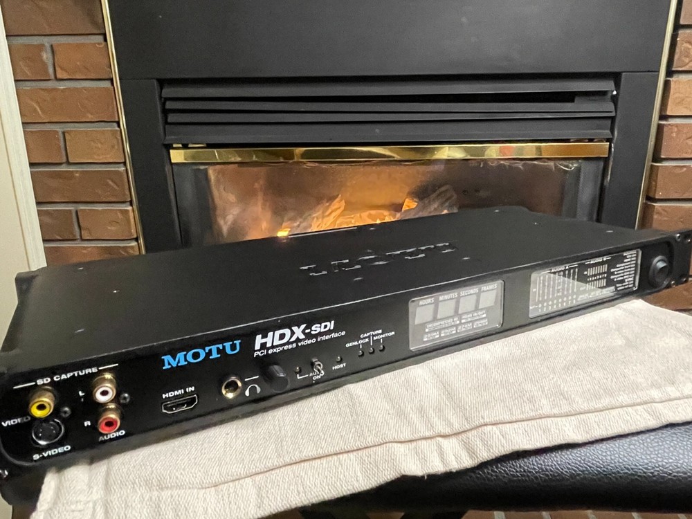 MOTU HDX-SDI SDI, HDMI Analog Video Interface. MINT!