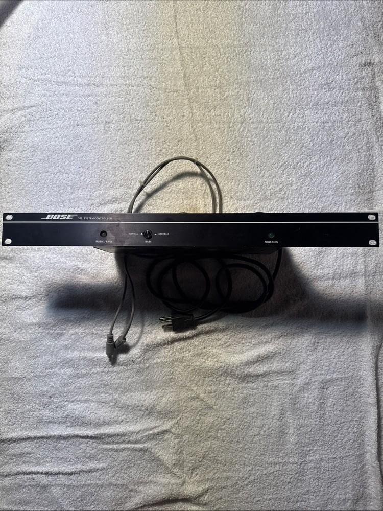 Bose 102 System Controller Rack Mount Great Condition