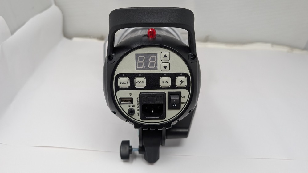 Neewer SK300 Studio Flash Strobe Light For Creative Shooting Works Great