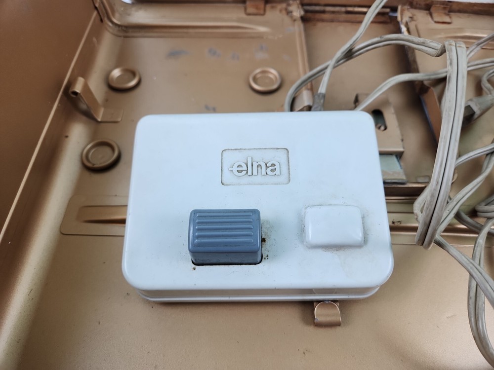 Elna Supermatic Type 62 Sewing Machine Working