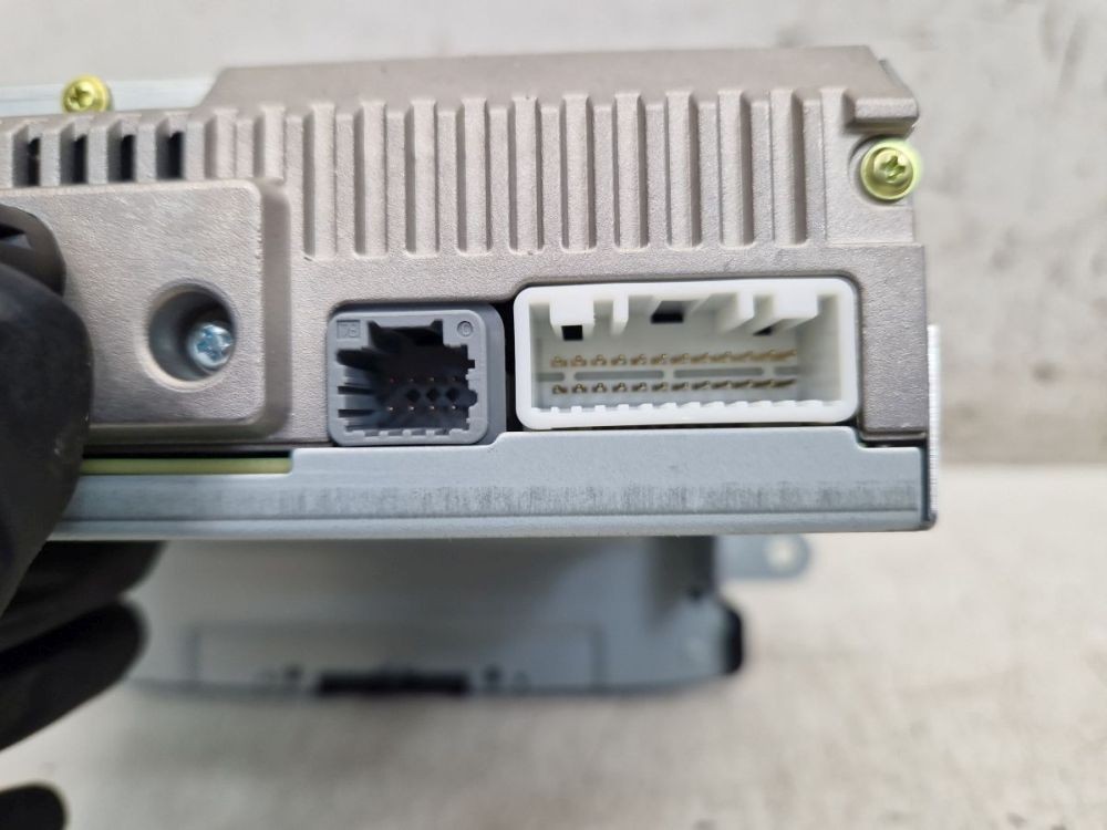 Radio/Navigation Screen Combination Suitable for Renault Trafic III