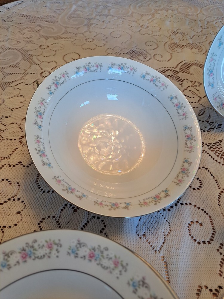 Dynasty Fine China Vintage Rapture Pattern Dinnerware 36 Piece Grouping