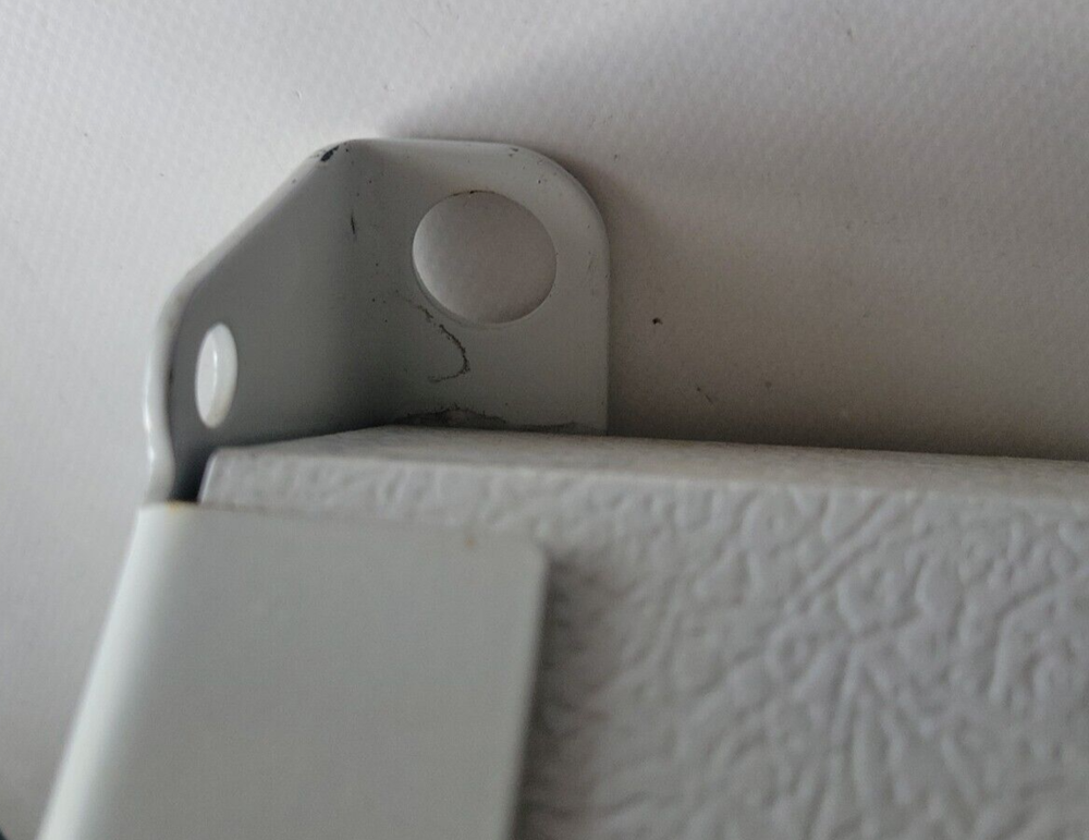 Da-Lite 40237 Model "C" Manual Pull-down Projector Screen 60 x 80" Diagonal 100"