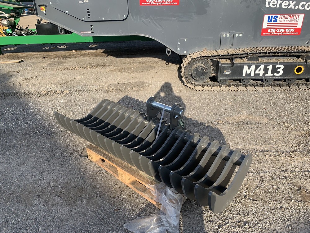 72" Oriel Rake