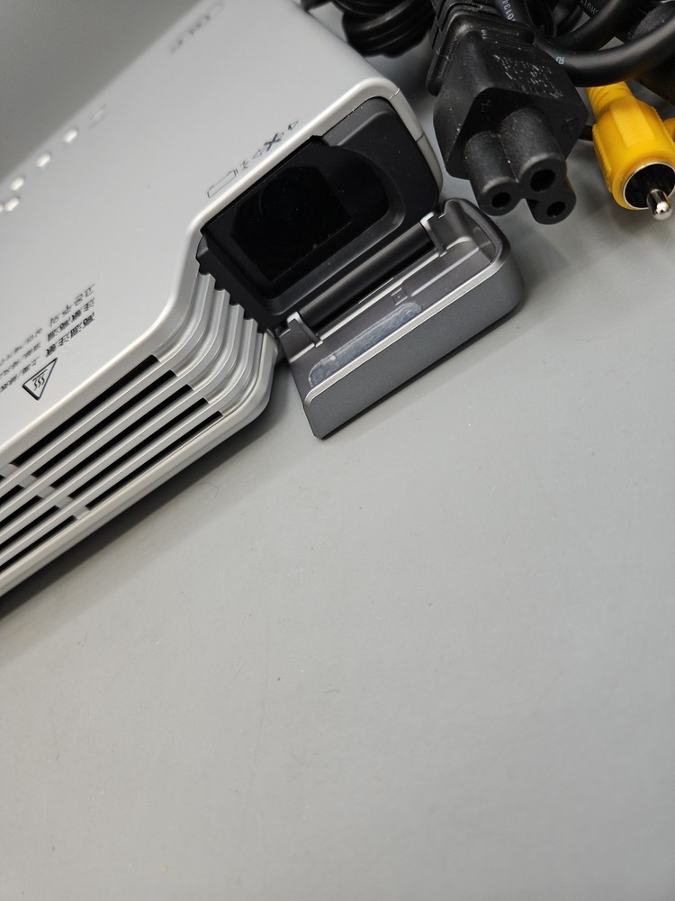 CASIO XJ - S35 DLP Projector Great Condition