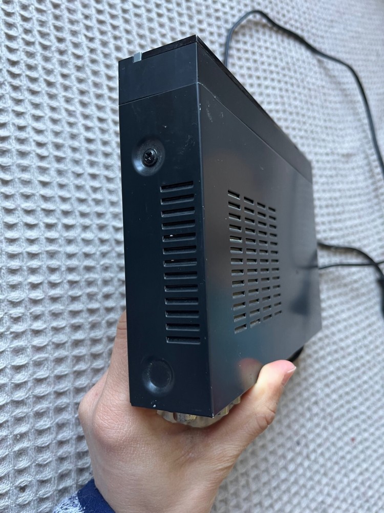 Digital Terrestrial Receiver R-101 D-BOX HI-Speed USB Tested working