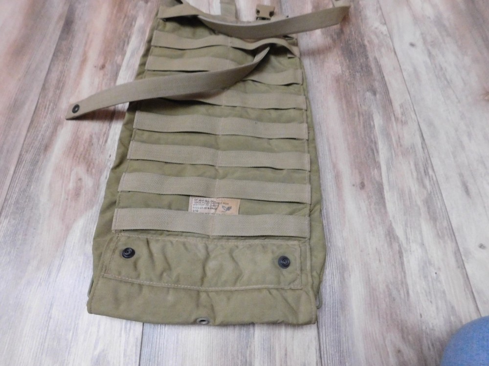 EAGLE KHAKI 120OZ FLUID HYDRATION CARRIER POUCH