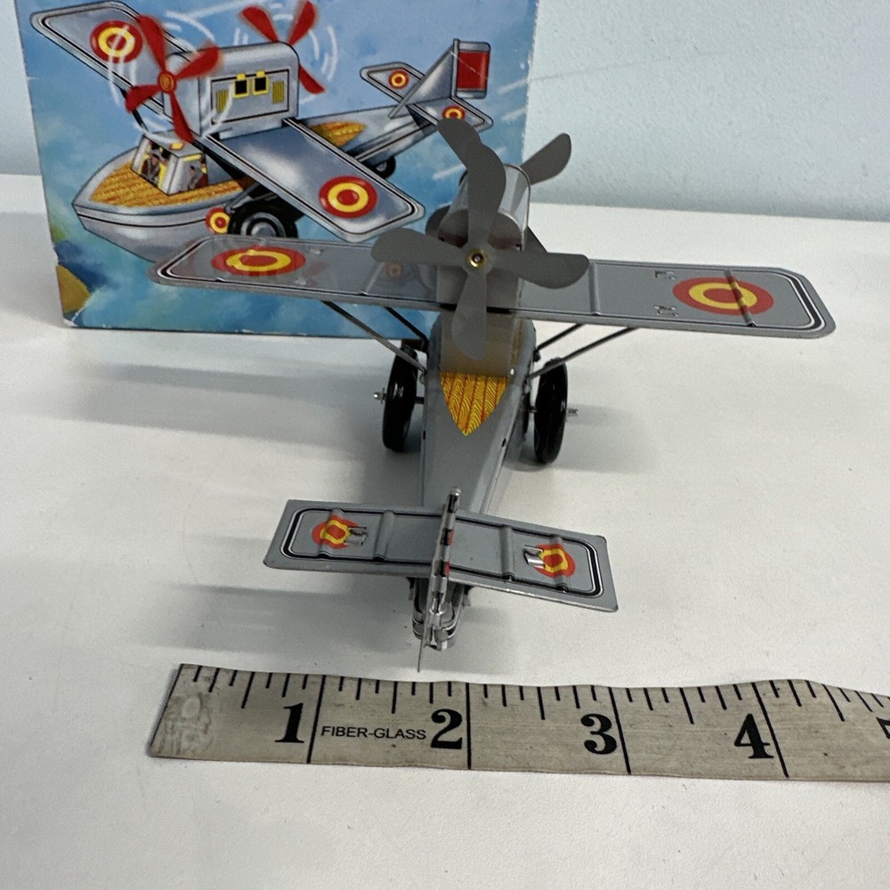 Supt Propeller Plane (We could not get this to work) Small Tin plane
