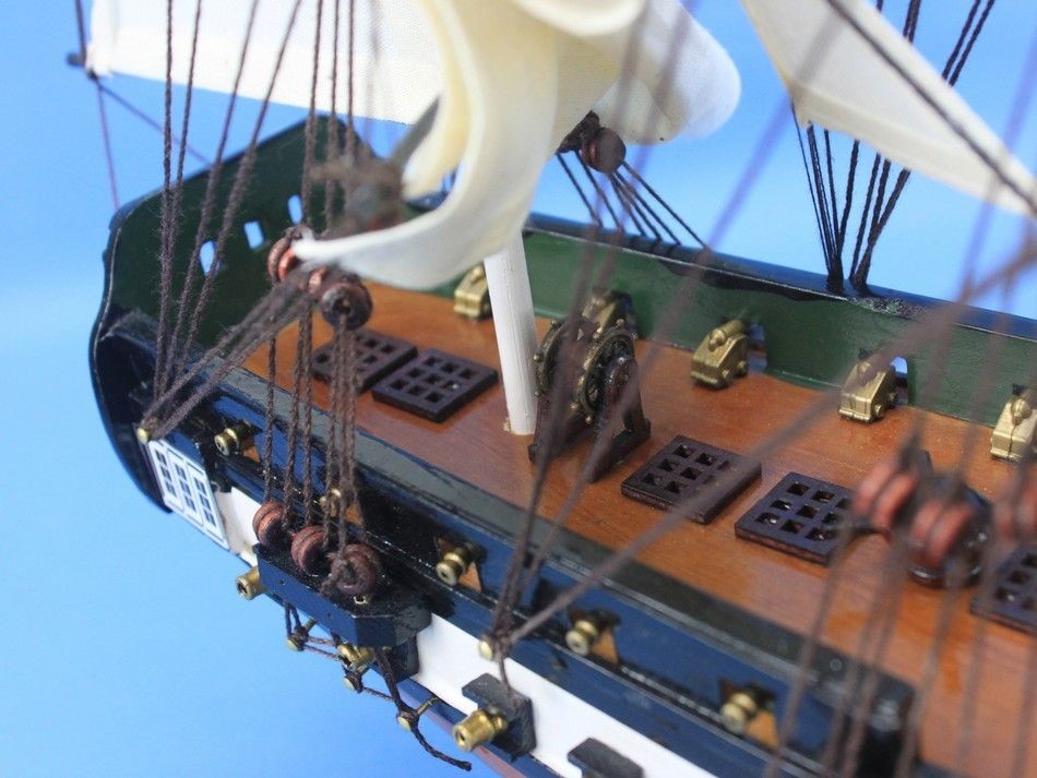 Wooden USS Constitution Tall Model Ship 24" (1:82 scale)