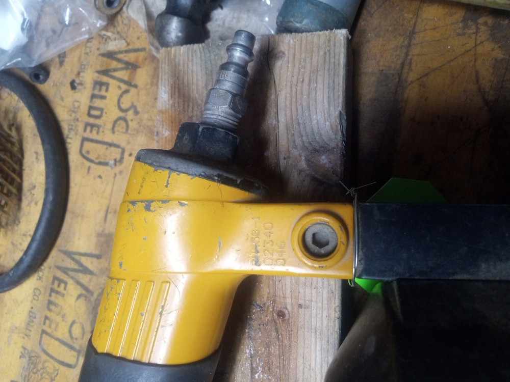 BOSTITCH RN45B-1 Coil Roofing Nailer