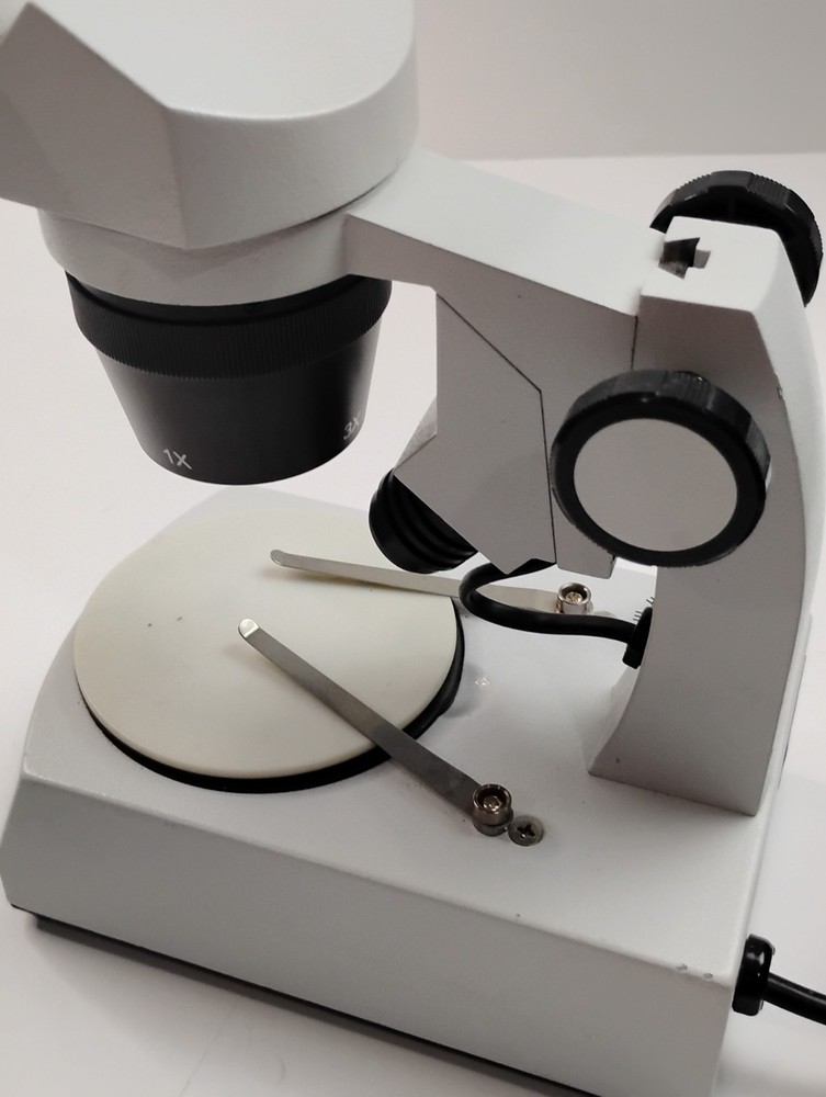 Cynmar HG459645 Binocular Microscope And Rotating Head