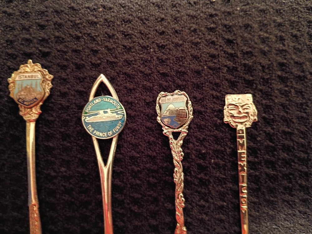 Sterling Silver Enameld Souvenir Spoon Collection 70g