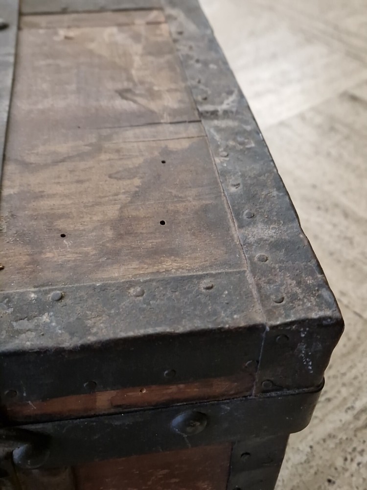 Antique Trunk Wooden 1900 About
