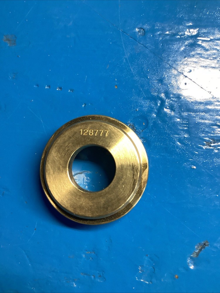 New Johnson Evinrude Thrust Bushing 128777 0128777
